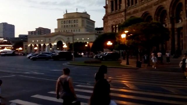 площадь республики Ереван смотреть онлайн