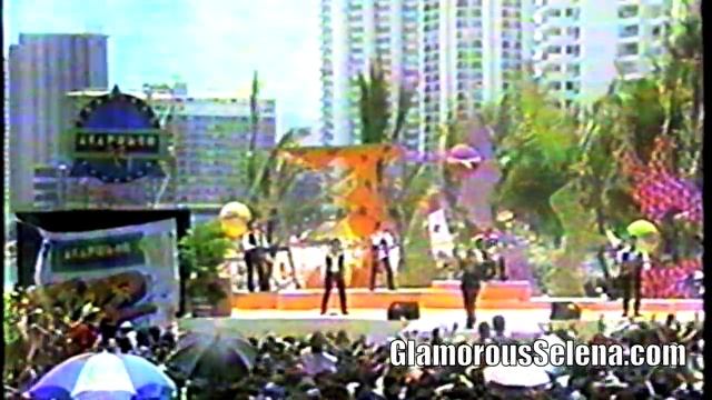 Selena "Acapulco 1993" Como La Flor | La Carcacha смотреть онлайн