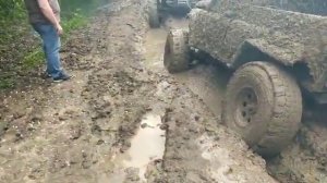 УАЗы на портальных мостах .