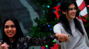 Иностранцы отмечают Новый год по-русски