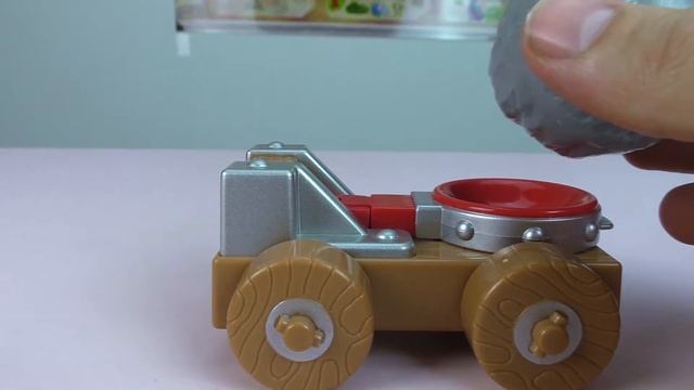 Furby connect and happyland elc we send a stone into space, video for kids смотреть онлайн