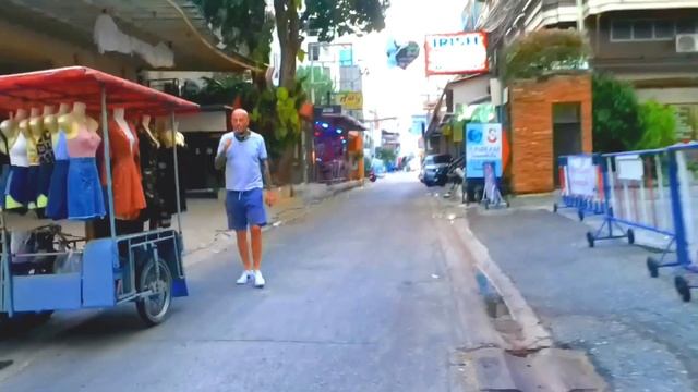 Pattaya, Walk, Soi Buakhao, LK Metro, Tree Town Night Market, Soi New Plaza, Soi 8, Pattaya Beach смотреть онлайн