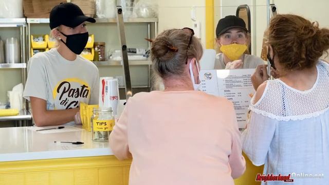 Pasta Di Guy Is Open! смотреть онлайн