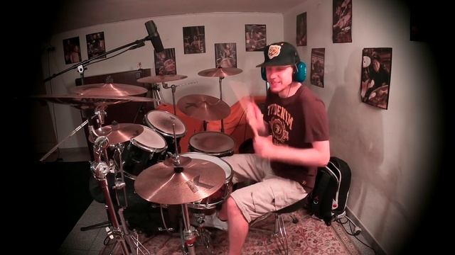 Crash Bandicoot 1 - Koala Kong Boss Music (Drum Remix) смотреть онлайн