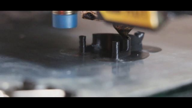 I Built IANA Gadget from rainbow six siege in Real Life смотреть онлайн