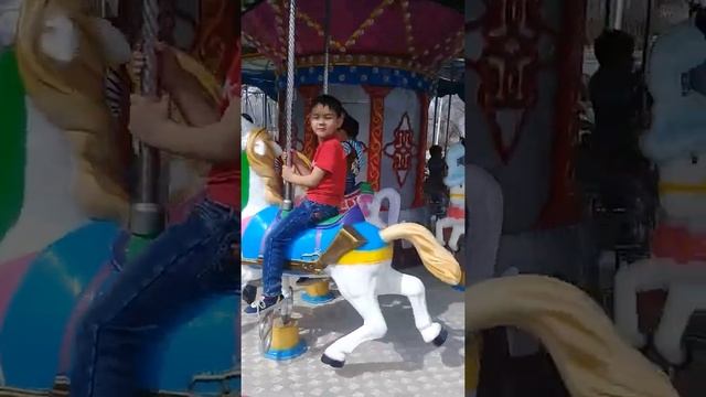 Түркістан 22-наурыз Жеңіс саябағы БАЛАЛАР ОЙЫН-САУЫҚ АЛАҢЯ смотреть онлайн