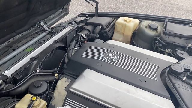 Startup and idle 1995 BMW 530i смотреть онлайн