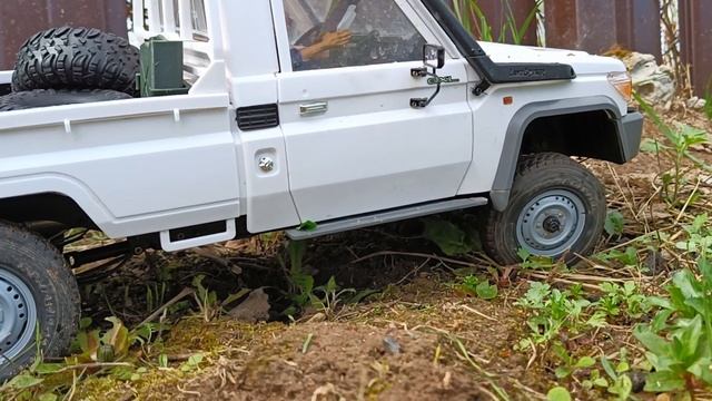 1/10 RC Toyota Land Cruiser 70 Killerbody MERCURY chassis offroad смотреть онлайн