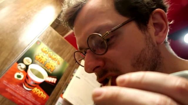 VLOG JAPON "BONUS" @ KYOTO : Vava qui mange des ramen смотреть онлайн