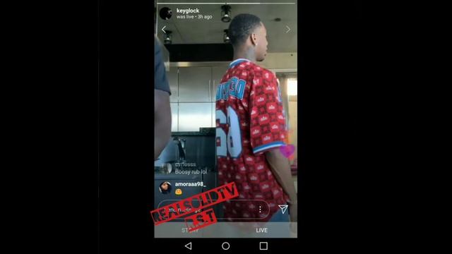 Young dolph artist key glock go live after busting Windows out his car 🚗 смотреть онлайн