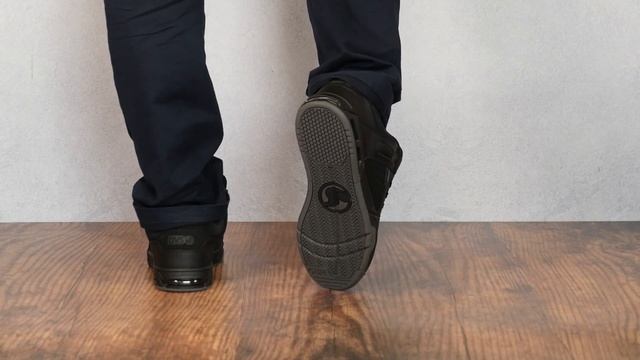 DVS Enduro Heir Black/Black Leather смотреть онлайн