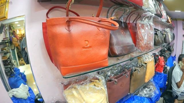 Inside India's Biggest Slum (Dharavi) 😮 | Solo Travel India | India Travel Vlog (Ep. 2)