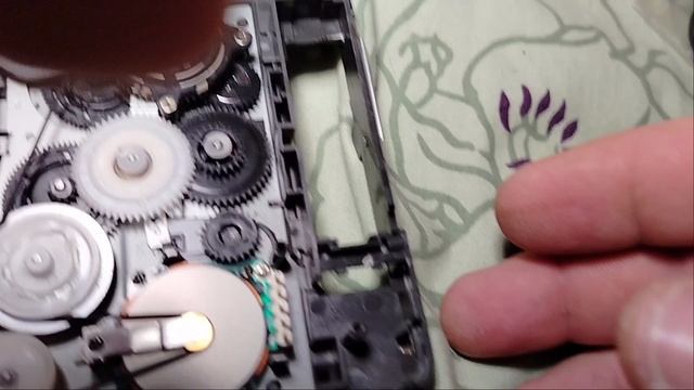 Ремонт кассетного плеера Panasonic RQ-NX60V смотреть онлайн