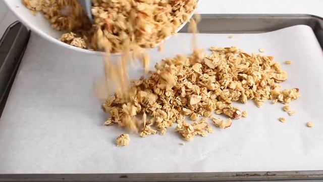 Vanilla Almond Granola смотреть онлайн