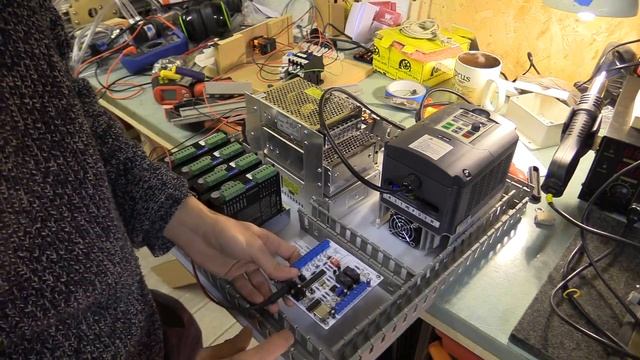 #11 Assembling Enclosure & Mounting Panel Layout #11 CNC Control Box смотреть онлайн