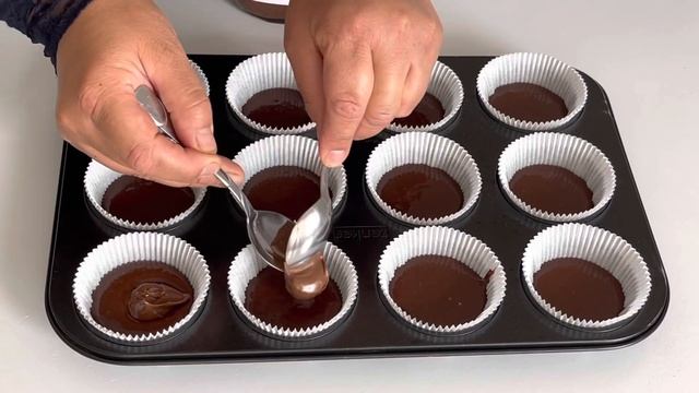 TAM ÖLÇÜLÜ ❗️SUFLE LEZZETİNDE ÇİKOLATALI CUPCAKE🧁TARİFİ смотреть онлайн