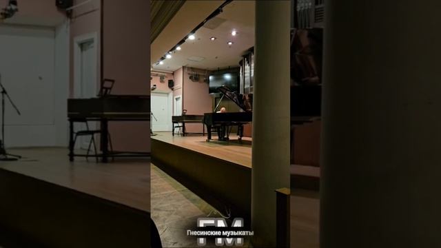 Прекрасная игра на фортепиано. #music #classicalmusic #творчество #гнесинские_музыканты #piano смотреть онлайн
