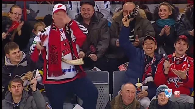 Мужик танцует (Авангард - Барыс 26.01.14) смотреть онлайн