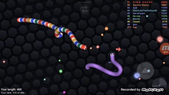Мы играем в класную игру slither.io смотреть онлайн