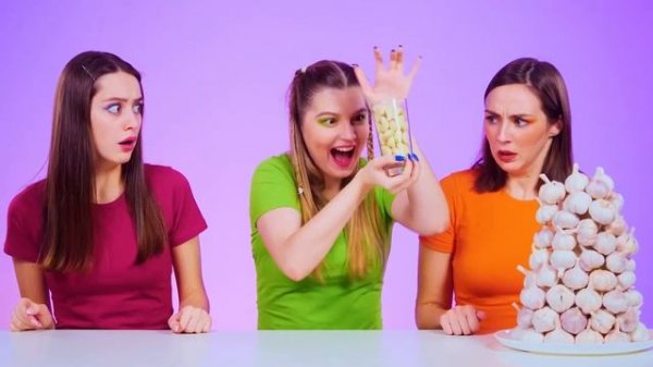 Как Пронести Животных в Тюрьму | Сумасшедший Челлендж от Fun Fun Challenge