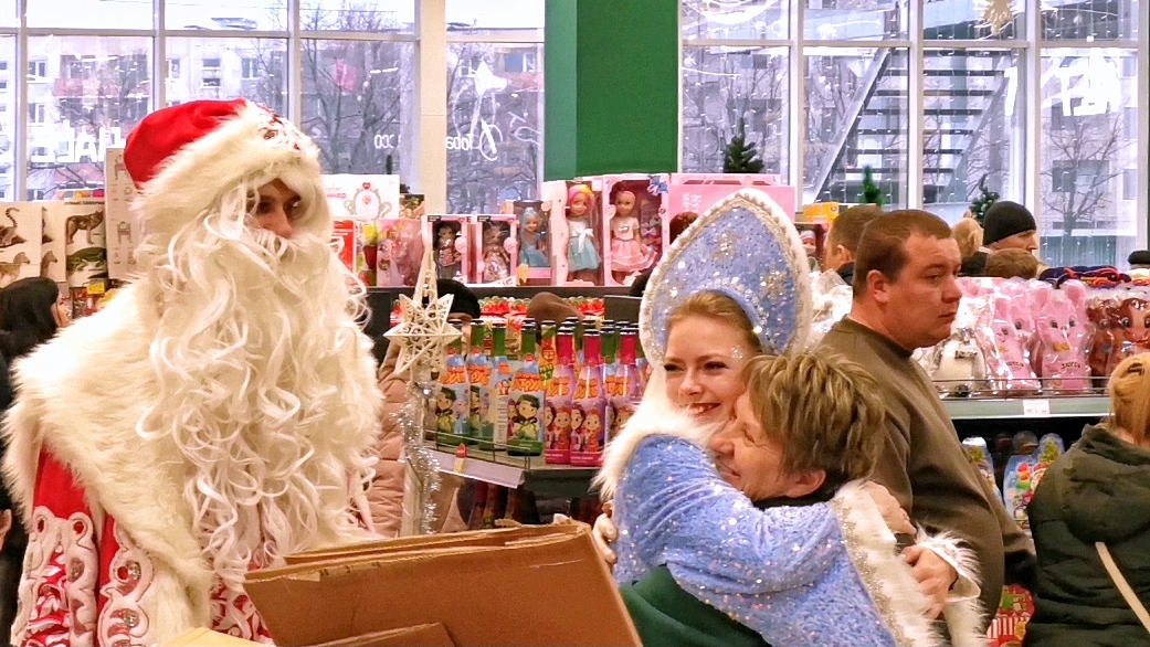 Мариуполь НОВЫЙ год уже близко смотреть онлайн