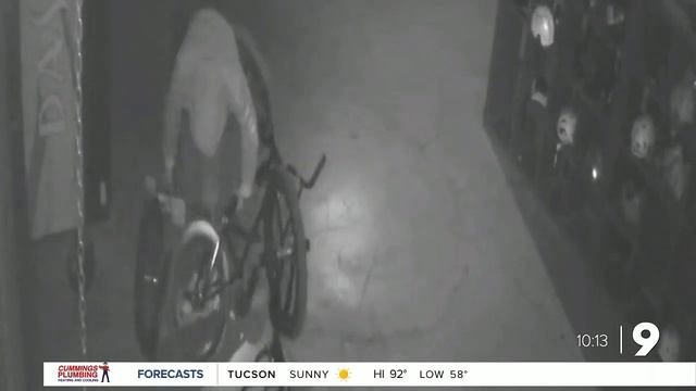 Tucson Police investigating $30K worth of bikes stolen from indoor skatepark downtown смотреть онлайн