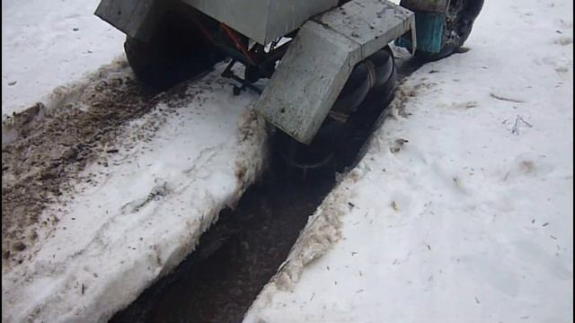 Преодоление большой канавы на самодельном вездеходе сделанном из мотоцикла иж планета 3 смотреть онлайн