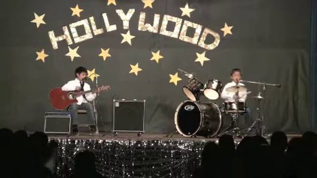 Beatles Mania Medley смотреть онлайн