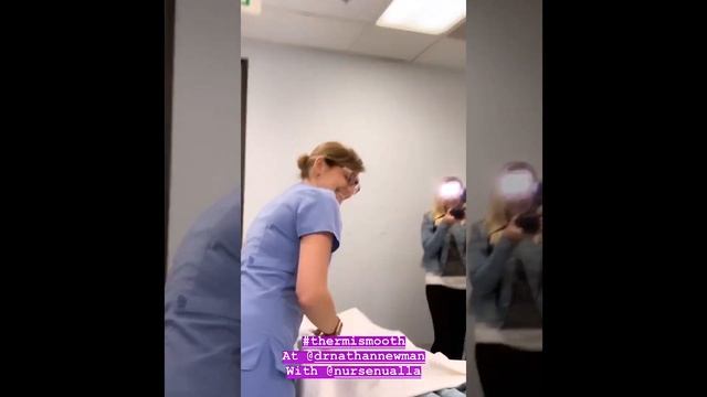 Elysia Rotaru - Receiving Dr Newman's Thermismooth Treatment смотреть онлайн