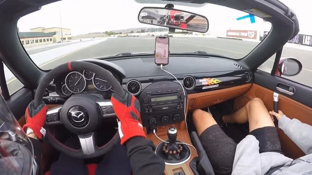 2007 Mazda NC MX5 Miata Sonoma Raceway 2:03 and 2:02 two laps POV смотреть онлайн