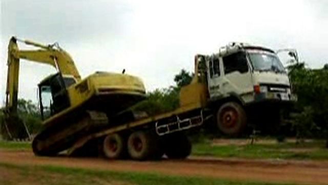 Выгрузка экскаватора смотреть онлайн