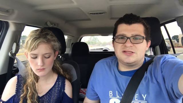 Something Sweet Auntie Anne's Cinnamon Pretzel Nuggets смотреть онлайн