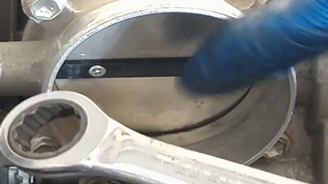 100k Service on a Toyota Tacoma смотреть онлайн