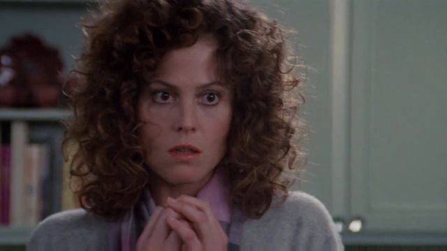 Ghostbusters (1984) - ZUUL Refridgerator Creature смотреть онлайн