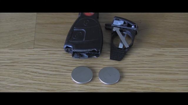 How to replace battery in Mercedes Key смотреть онлайн