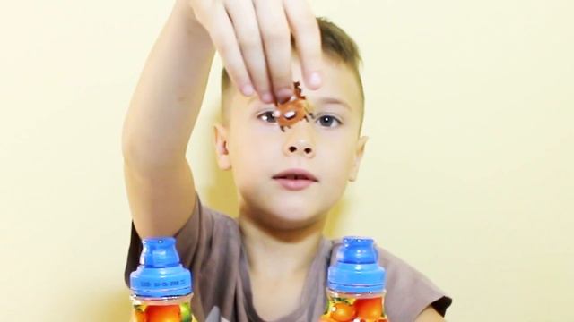 СОК С СЮРПРИЗОМ - что внутри? Распаковка сюрпризов Тачки маквин 3. Обзор игрушки #FastSergey