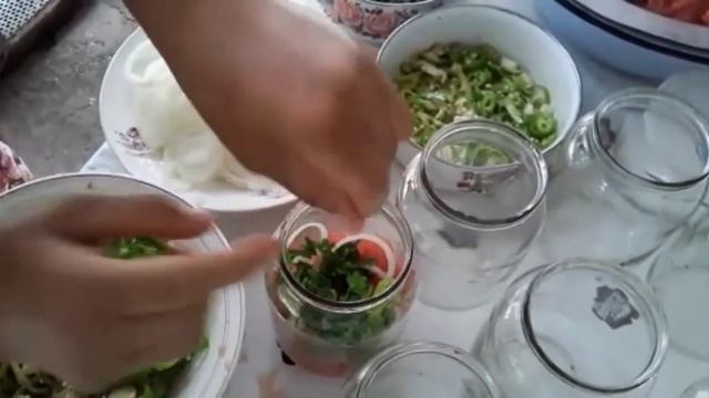 Pomidordan Salat Tursu Hazirladim🍅 смотреть онлайн