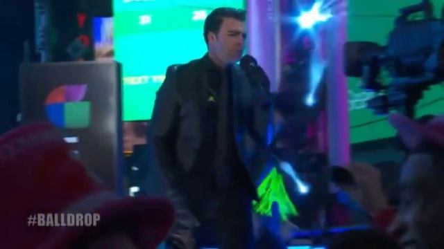 Jencarlos Canela en Times Square 2015 смотреть онлайн