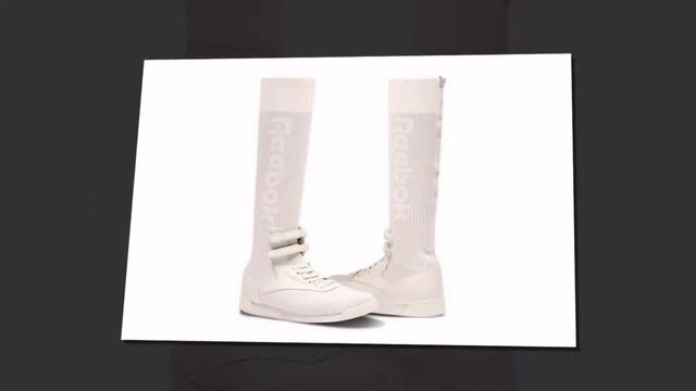 Reebok's Knee High Sneaker Sock Slinks Onto Shelves смотреть онлайн