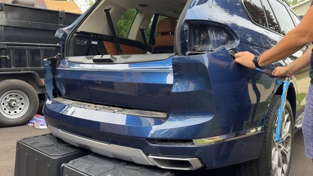 BMW X7 Bumper Removal & Install DIY смотреть онлайн