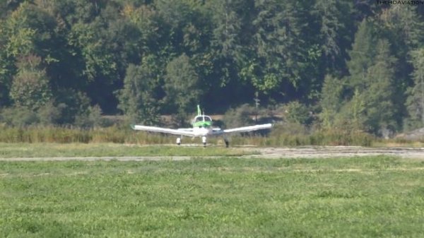 Piper PA-28-140 Cherokee Takeoff