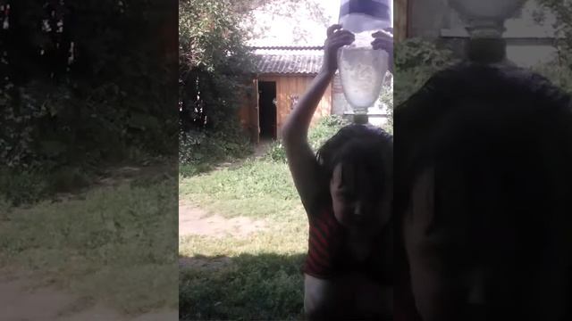 Обливания водой😆😊 смотреть онлайн