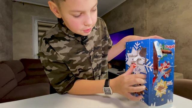 НОВОГОДНИЙ ПОДАРОК ОТ KINDER 2024 смотреть онлайн