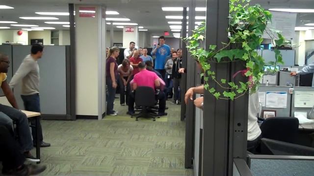SMB Summer Games - Office Chair Rowing - Team San Pelletier Take Two смотреть онлайн
