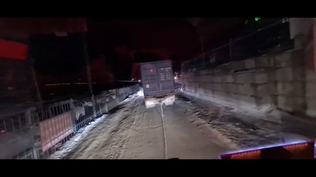 Дальнобой по Владивостоку. Один день из жизни контейнеровозчика. не простой подьем на Зелёный угол смотреть онлайн