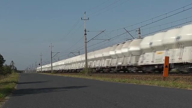 EU07-1511 z pociągiem towarowym Rzepin - Działoszyn смотреть онлайн