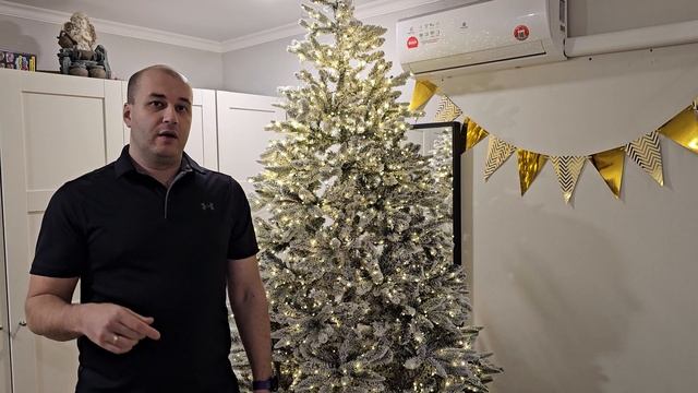 С Новым годом поздравление Будда Гришна