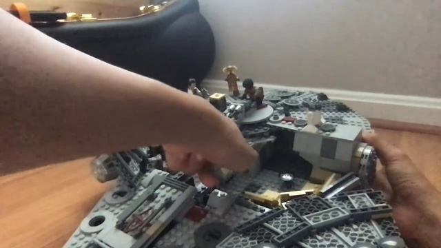LEGO Star Wars 75257 Millennium Falcon Review! смотреть онлайн