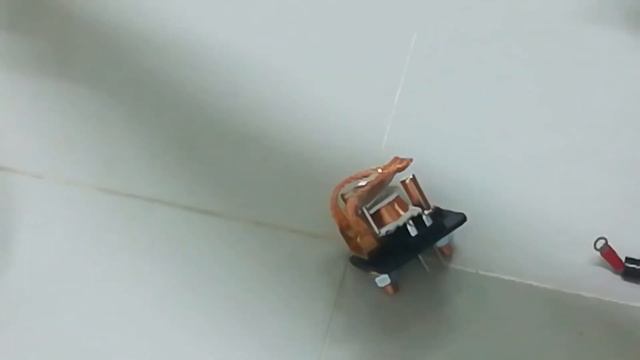 ซ่อมรีเลย์เบื้องต้น Relay 12V./200A รุ่น WM686 RL/280-12 ป้อนไฟแล้วไม่ทำ | DIY style Lukhuak Dondan смотреть онлайн