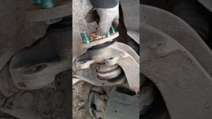 хруст с права форд фокус 2 рестайлинг! и замена ступичного подшипник в сборе.